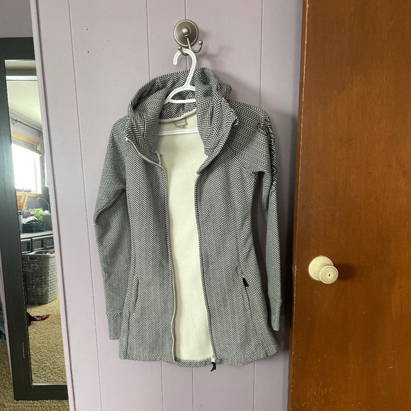 Bench Sweater - Picture 1 of 1